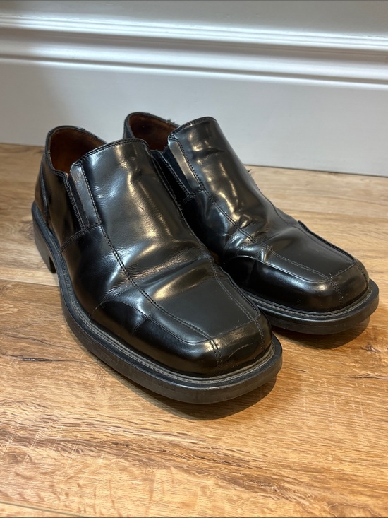 Kenneth Cole Other - Kenneth Cole Black Leather Slip-On Loafers